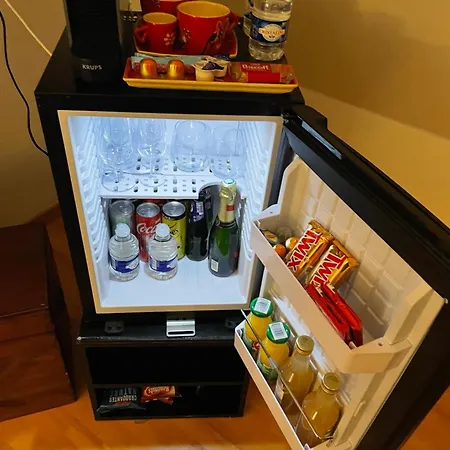 La D Hôtes By Georges Alojamento de Acomodação e Pequeno-almoço 3*